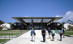 Approaching the John Spoor Broome library (Foster + Partner), California State University Channel Islands, Camarillo. Photograph: Volker M. Welter